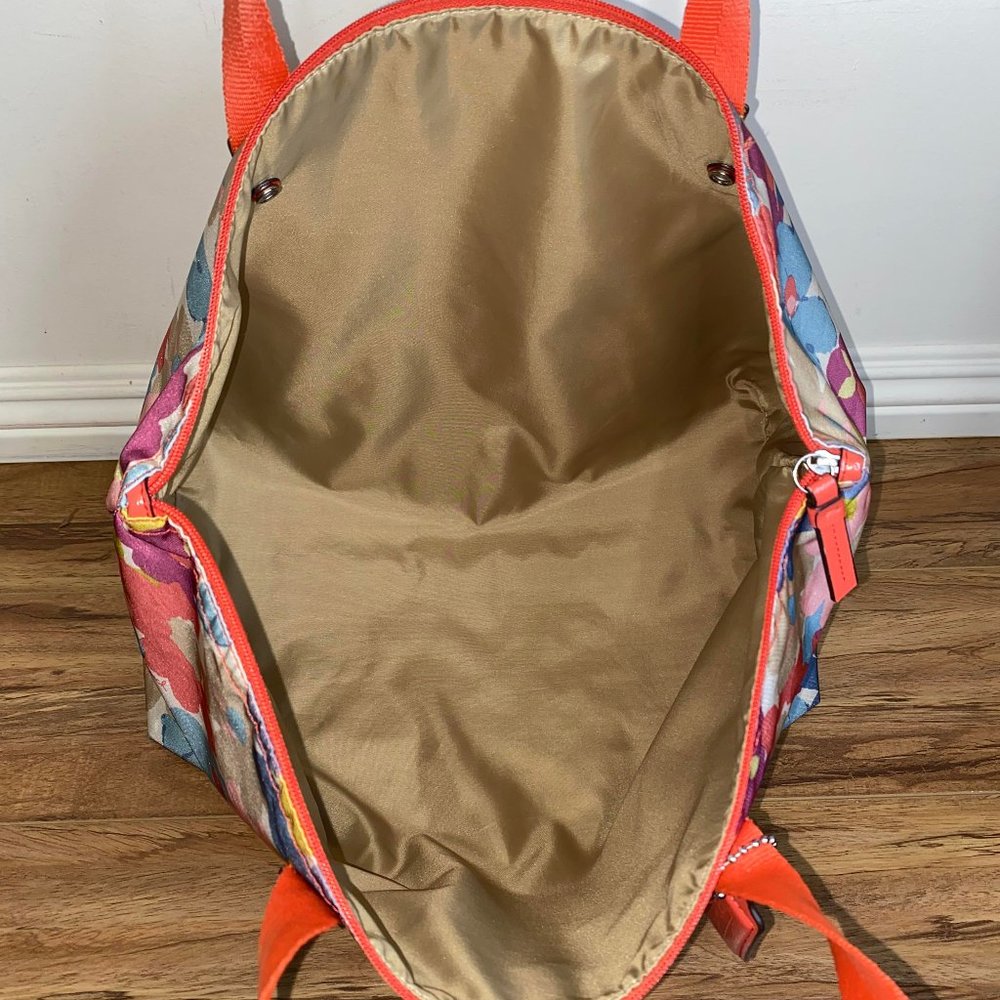 ❤️❤️❤️❤️SOLD❤️❤️❤️❤️Coach Floral Fabric-Nylon Bag & Snap Pouch🧡 - Picture 7 of 17